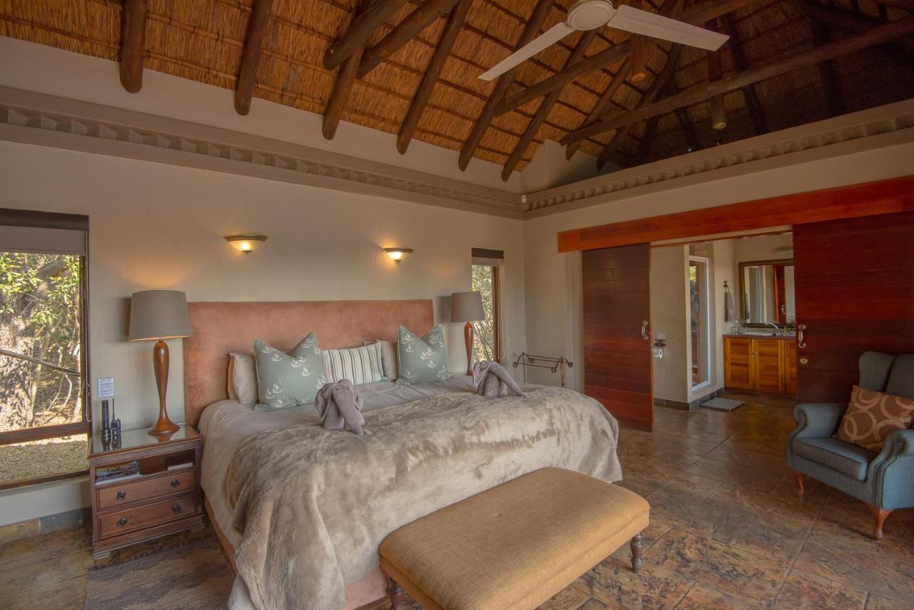 Waterbuck Game Lodge Thornybush Nature Reserve Domaine de chasse de Thornybush Extérieur photo
