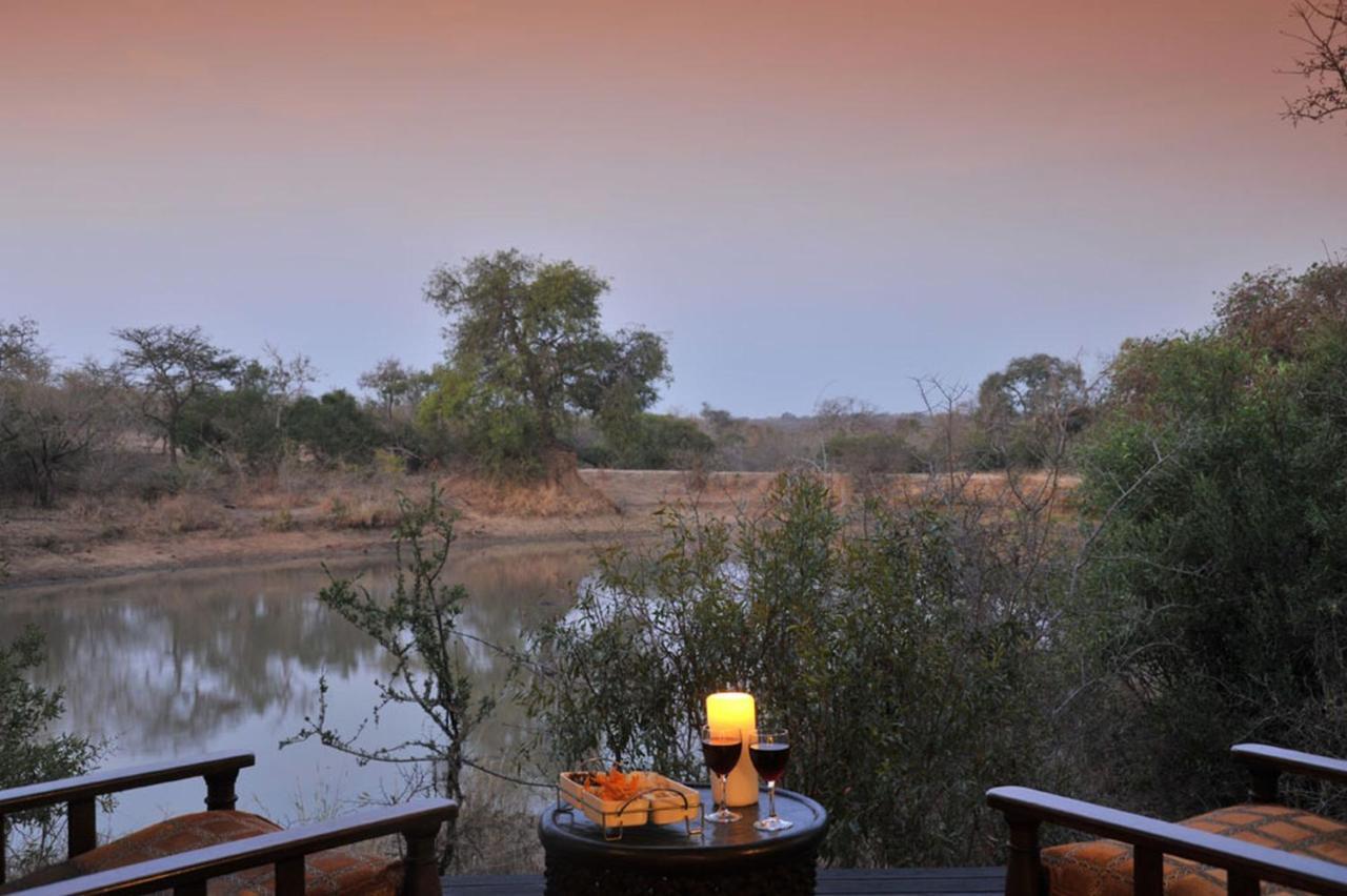 Waterbuck Game Lodge Thornybush Nature Reserve Domaine de chasse de Thornybush Extérieur photo